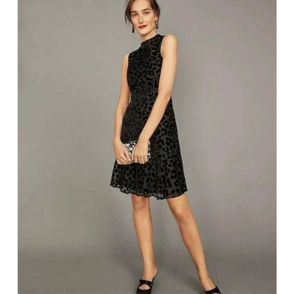 Ann Taylor Cheetah Velvet Mock Neck Sheath Dress Sz 0p NWT